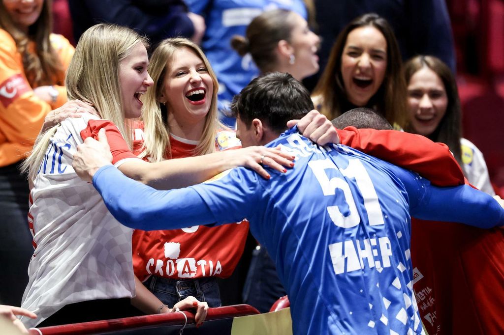 Hrvatski rukometaši slave pobjedu protiv Mađarske - 2