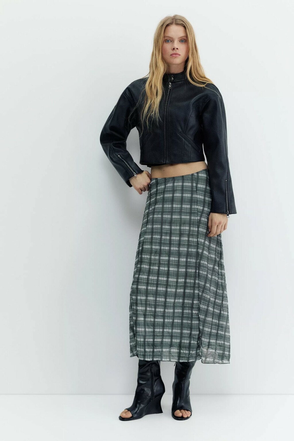 Pull&Bear, 25,99 eura