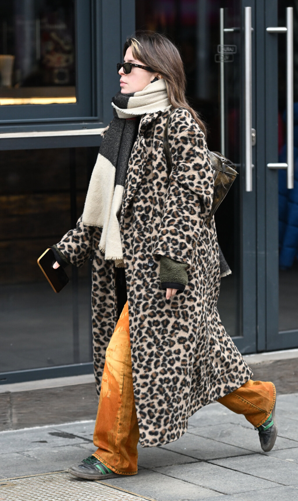 Statement kaputi na zagrebačkoj špici u street style izdanjima domaćih ljubiteljica mode - 1