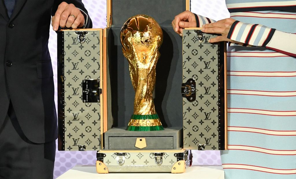 FIFA-in trofej u kovčegu modne kuće Louis Vuitton