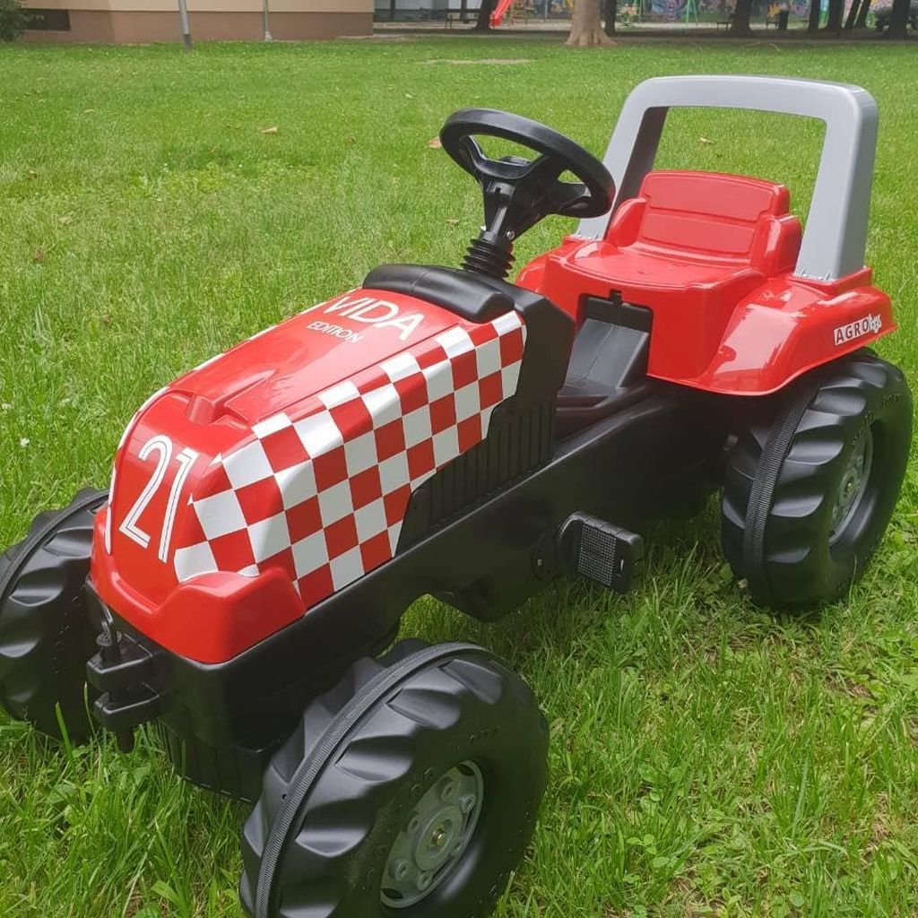 Traktorčić Davida Vide