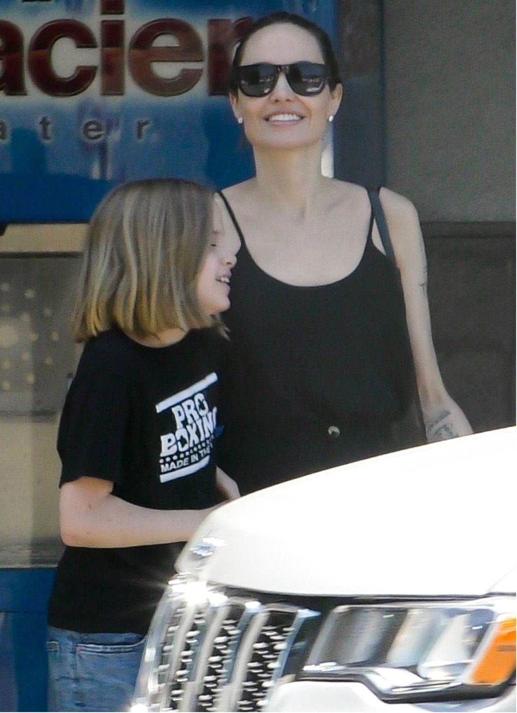 Angelina Jolie u kupovini s kćeri Vivienne