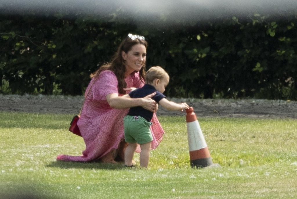 Princ George, princeza Charlotte i princ Louis - 3