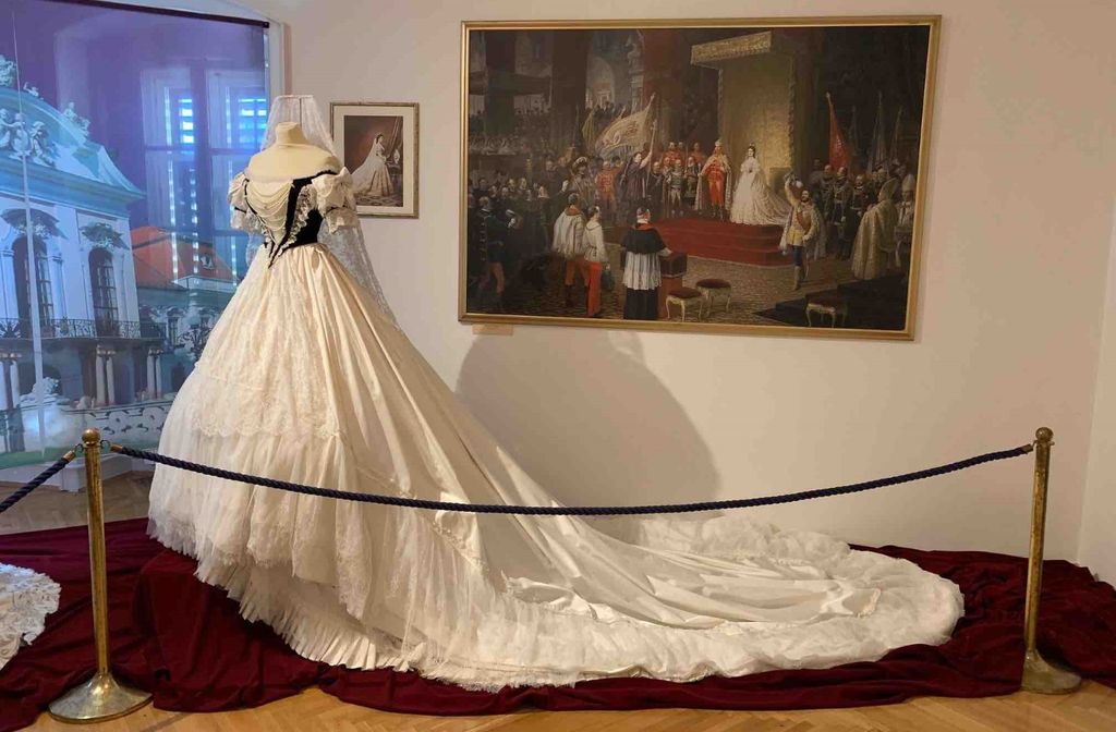 Izložba \'Modni ormar carice Sisi\' bit će otvorena u Opatiji - 1