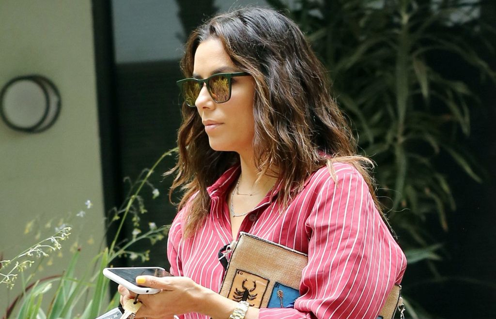 Eva Longoria u crvenom kombinezonu - 1