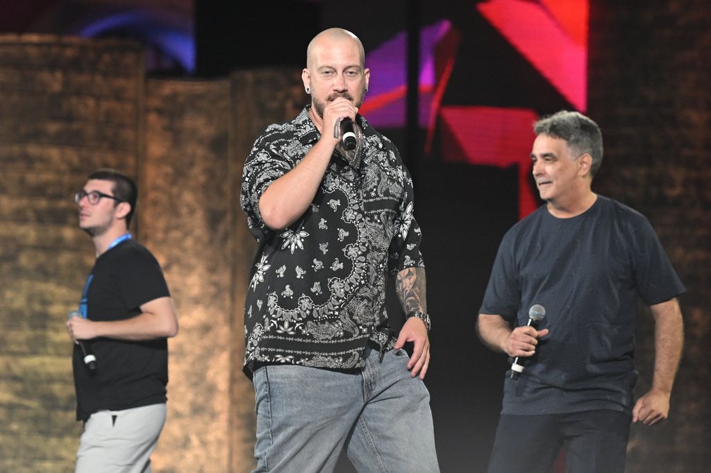 Dean Dvornik, Roko Žunić, Krešo Bengalka - 1