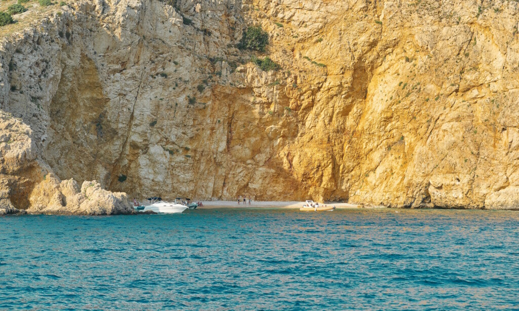 Zlatna plaža na otoku Krku