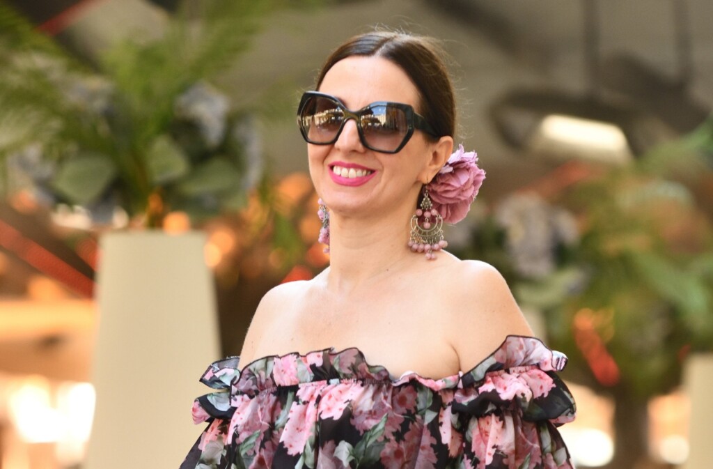 Zagrebačko izdanje u cvjetnoj haljini