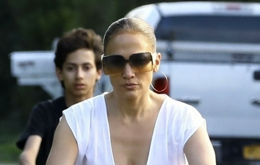 Jennifer Lopez