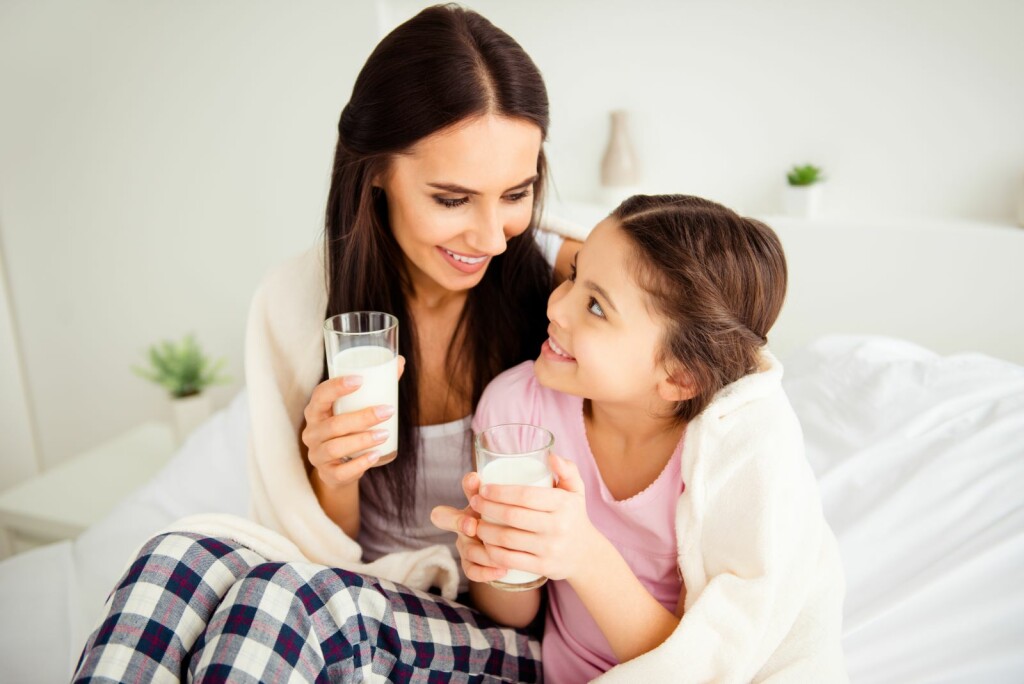 Dukat Laku noć je mliječni napitak s posebnom formulom NaturCalm melise, lipe i esencijalne aminokiseline triptofan koji pomažu u opuštanju