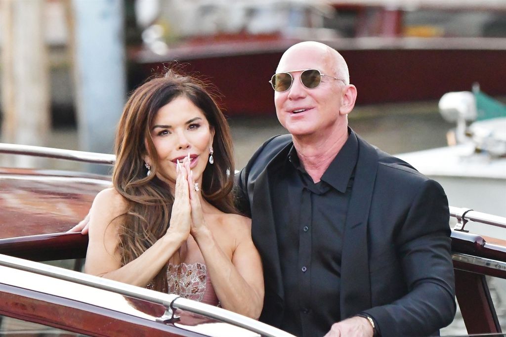 Lauren Sanchez - 7