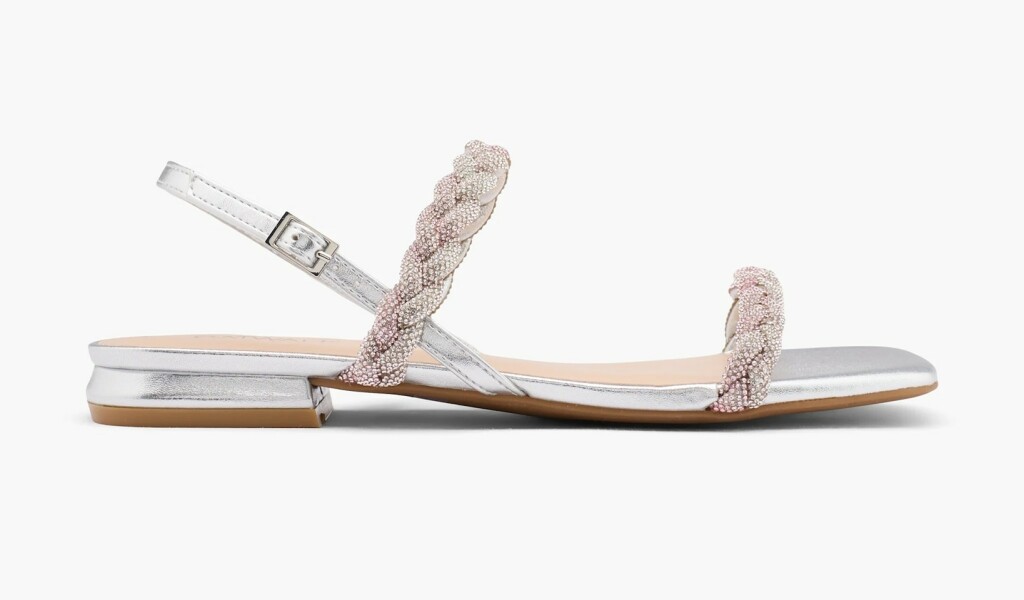 Deichmann, snižene s 34,99 na 17,49 eura