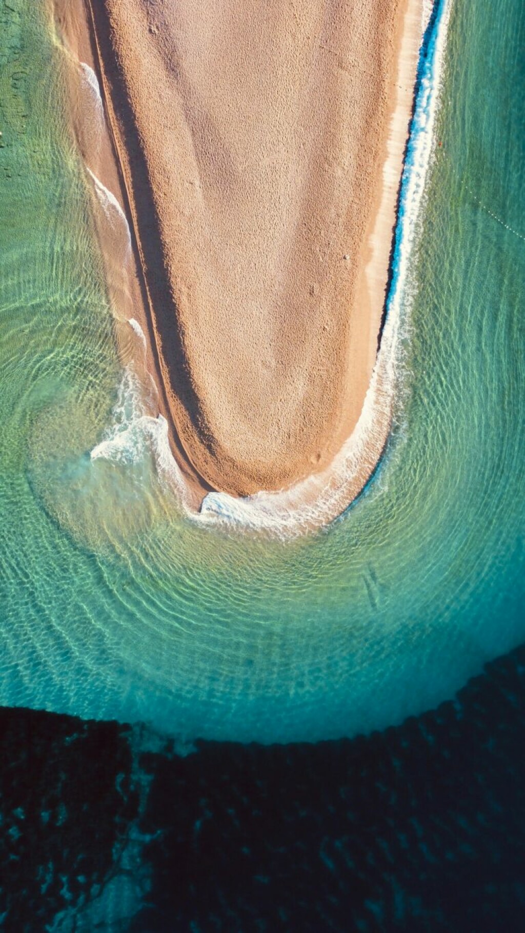 Na popisu 100 najljepših plaža svijeta, koji je brend Corona objavio povodom obilježavanja svog stotog rođendana, našao se i Zlatni rat