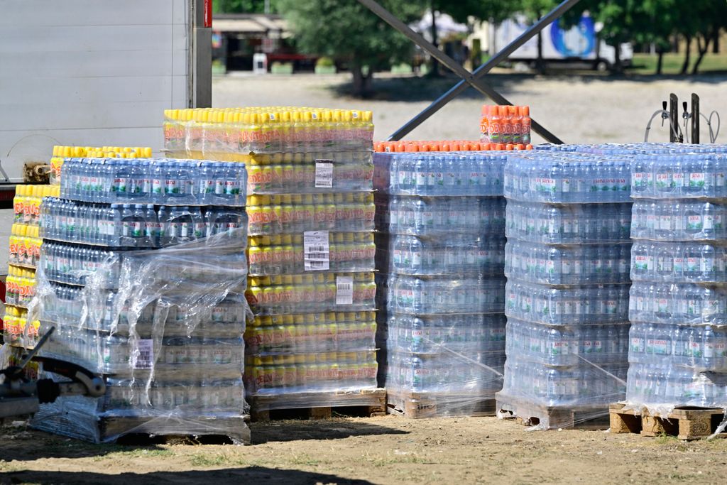 Pripreme fan zone na Bundeku - 19