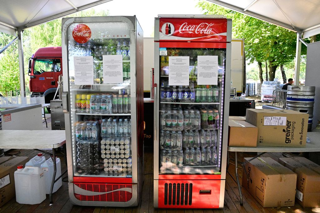 Pripreme fan zone na Bundeku - 19