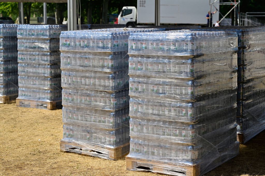 Pripreme fan zone na Bundeku - 19