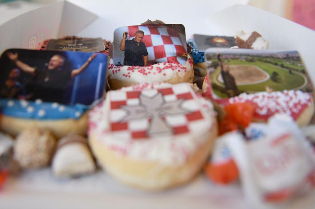 Krafne s Thompsonovim likom - 5