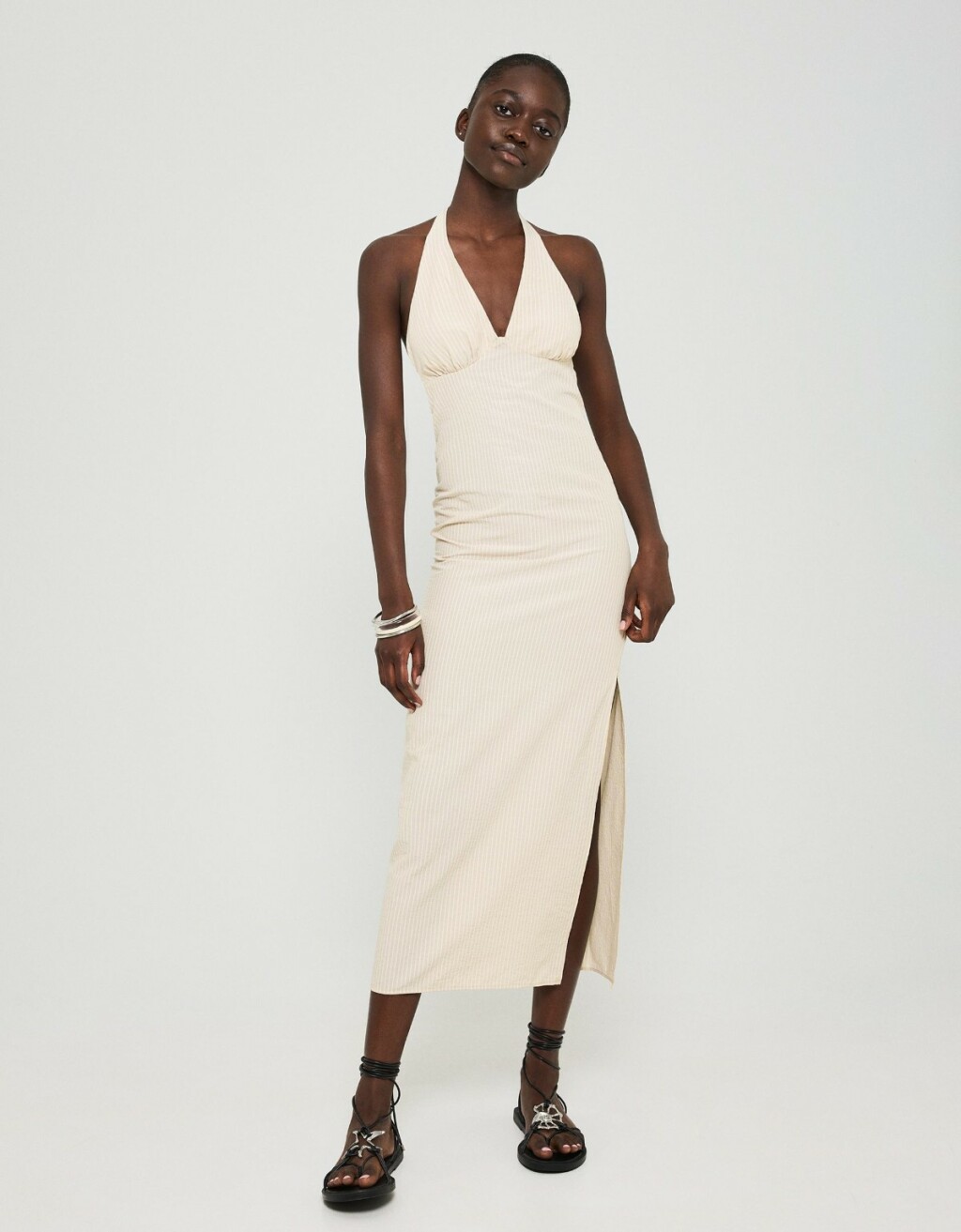 Bershka, 12,99 (prije 22,99 eura)