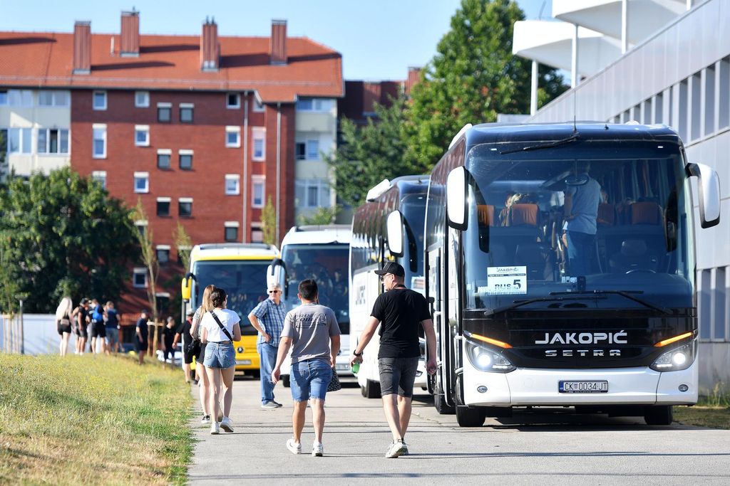 Polazak iz Čakovca na Thompsonov koncert