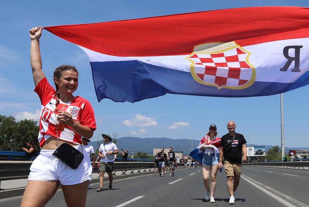 Thompsonovi fanovi idu prema Hipodromu