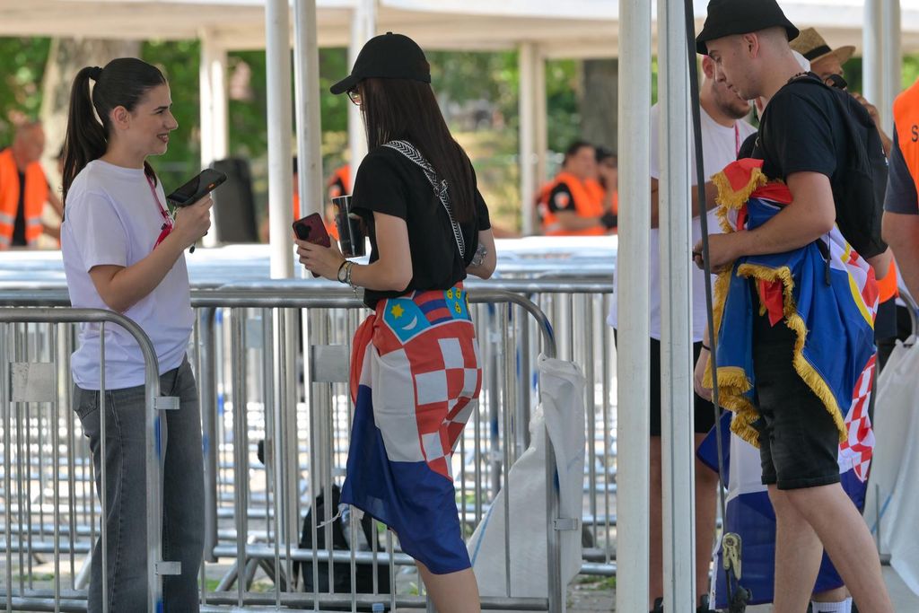 Dolazak fanova na Thompsonov koncert - 2