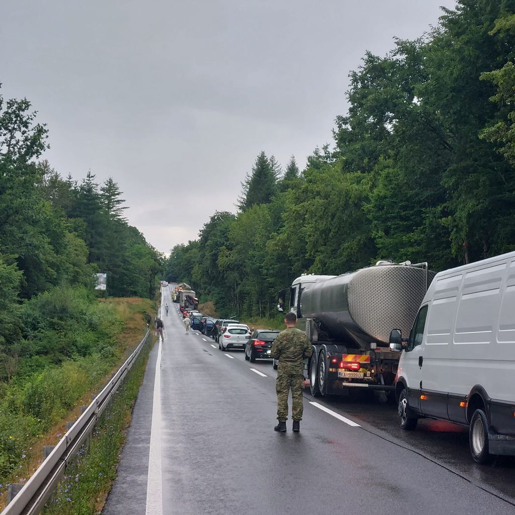 Izvlačenje vozila u Blagaju