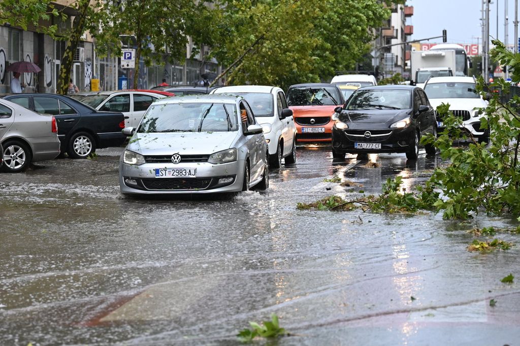 Nevrijeme u Splitu - 1