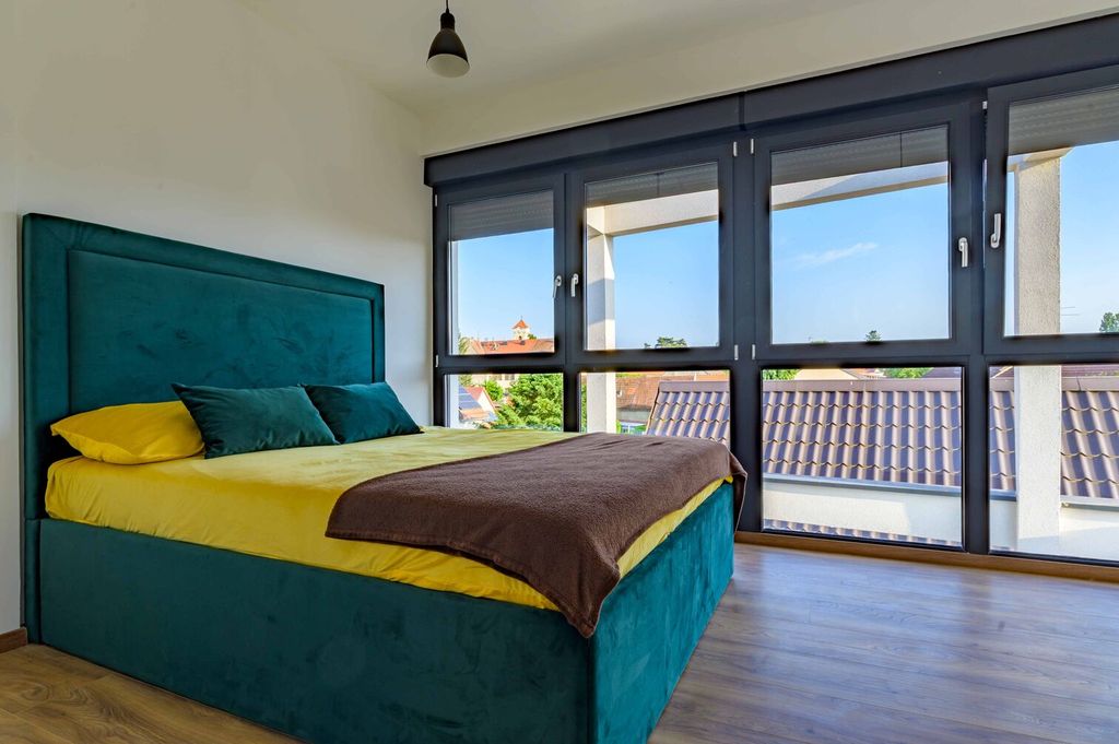 Dom koji vas voli natrag: Tri etaže mira, svjetla i ugode u srcu Varaždina