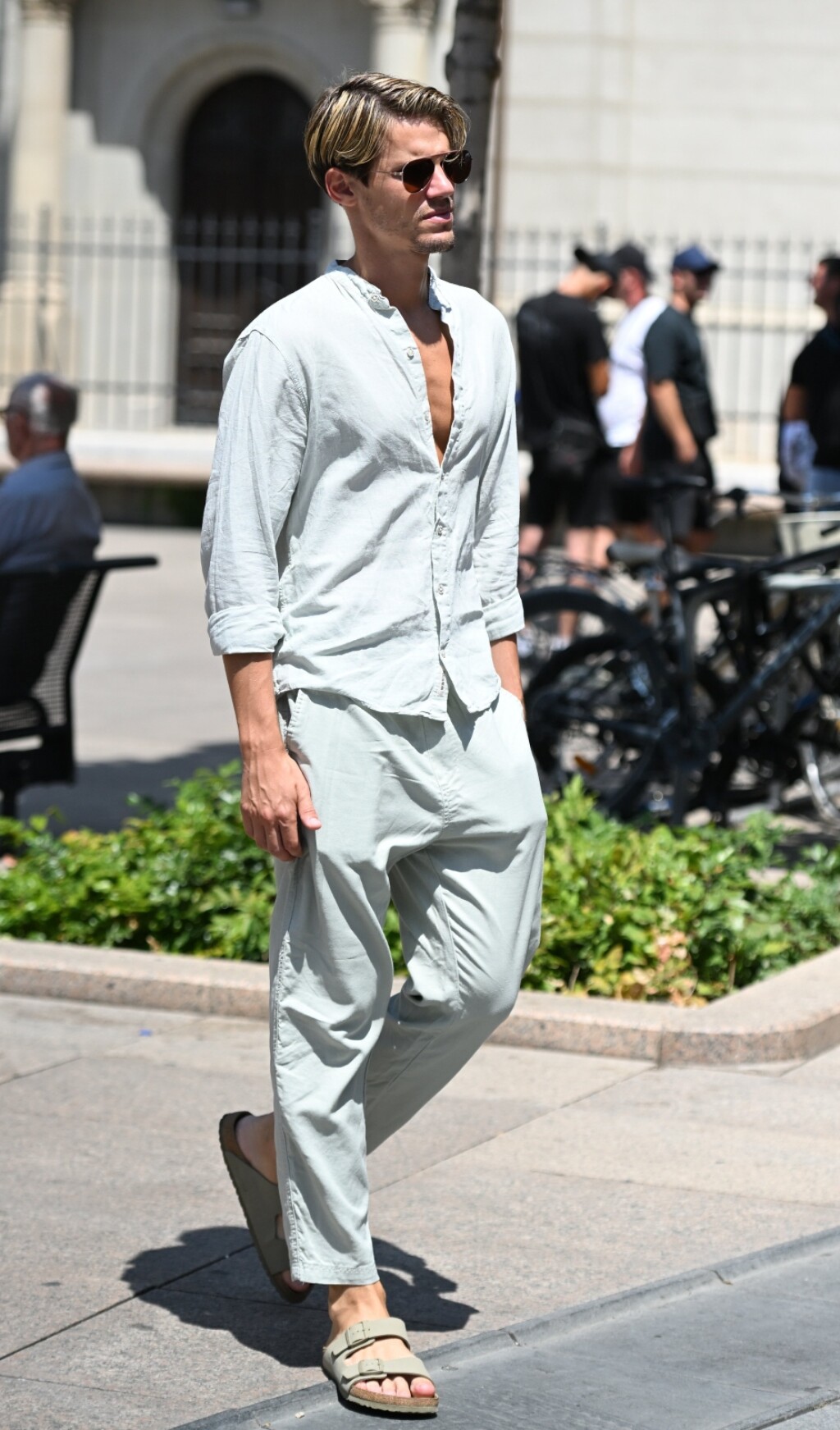 Muška moda iz centra Zagreba u Birkenstock Arizona natikačama