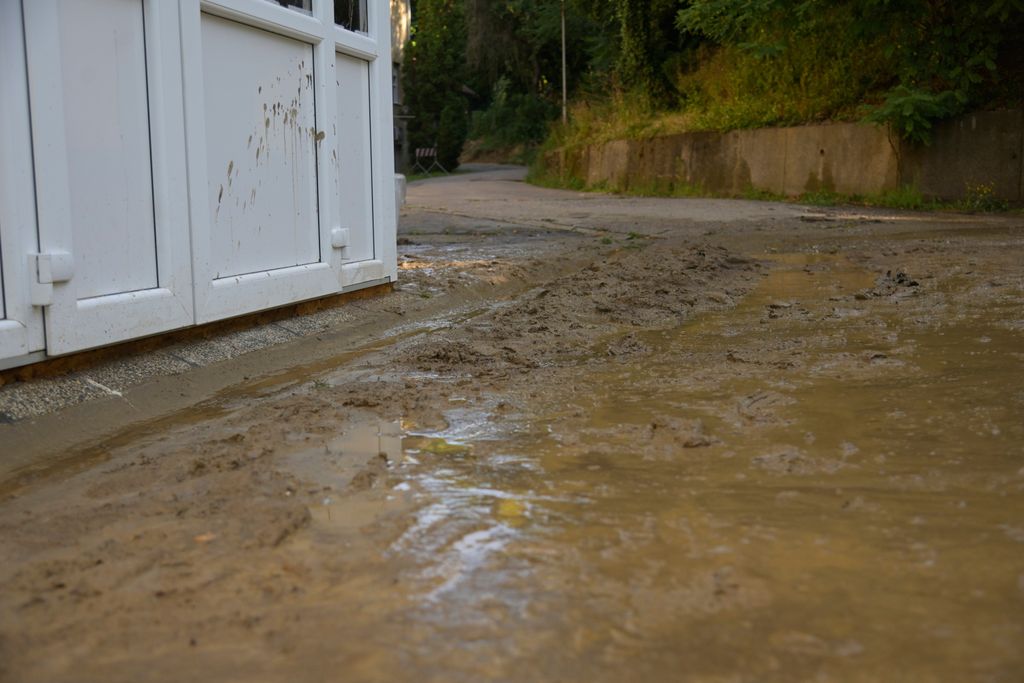 Poplava u dvorištu bolnice u Rockfellerovoj ulici