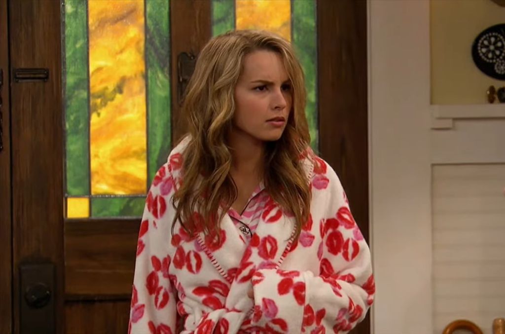 Bridgit Mendler - 2