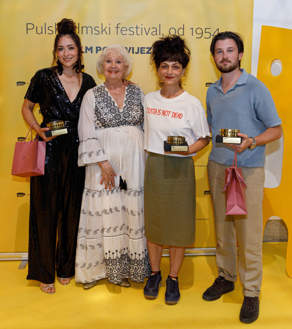 Zrinka Cvitešić, Mirjana Bohanec, Sara Jakupec i Andrija Žunac
