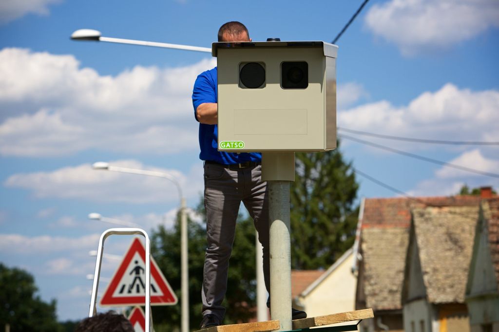 Kamera za nadzor prometa