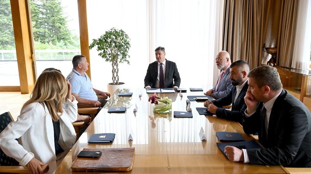 Milanović i obitelj kapetana Bekavca - 1