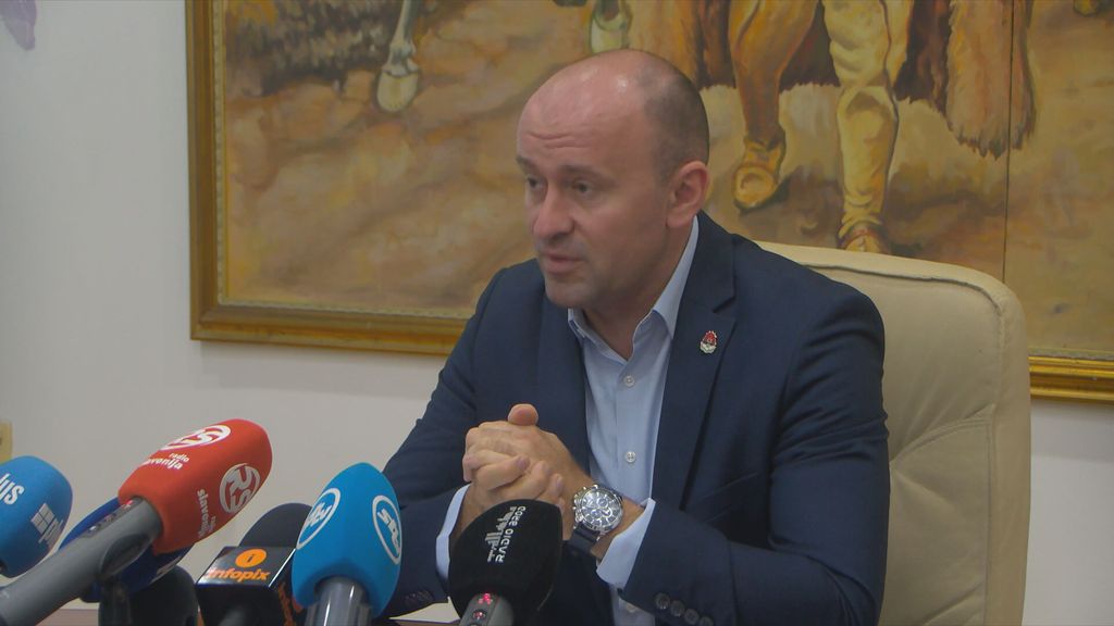 Požar deponija smeća - 2