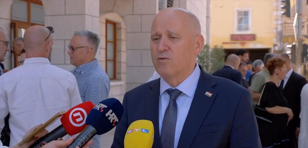 Branko Bačić, ministar graditeljstva, prostornog uređenja i državne imovine