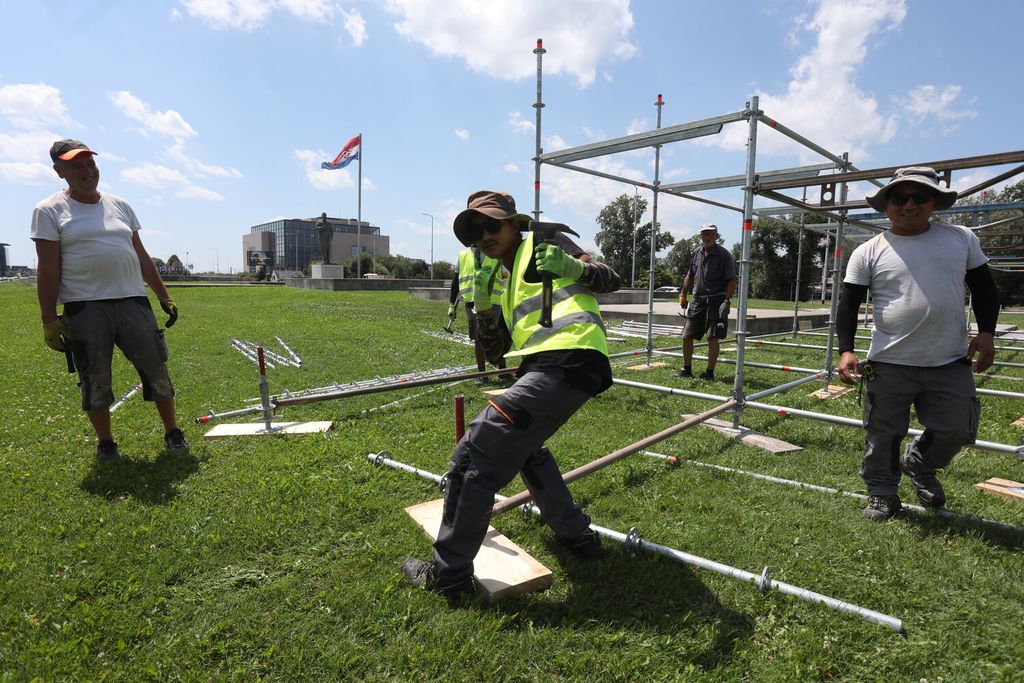 Vojni mimohod 2015. godine