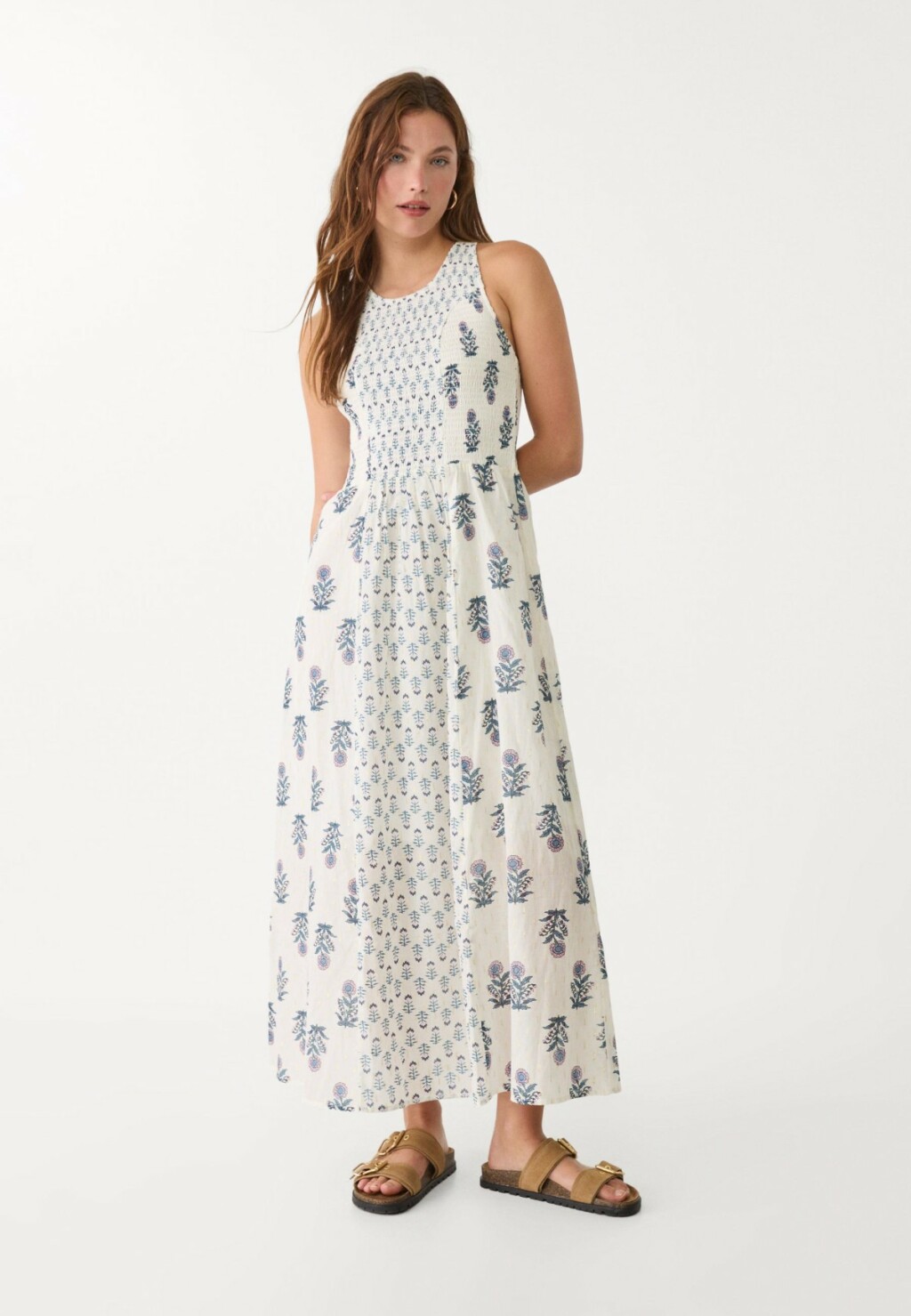 Stradivarius haljina, snižena s 35,99 na 15,99 eura