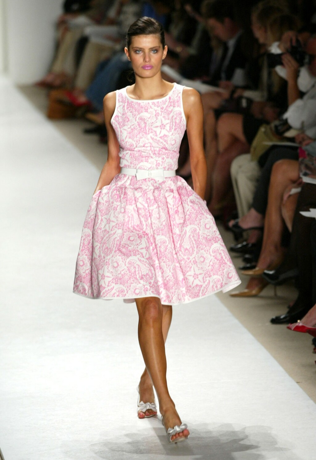 Oscar de la Renta, prêt-à-porter, proljeće/ljeto 2004. - 3