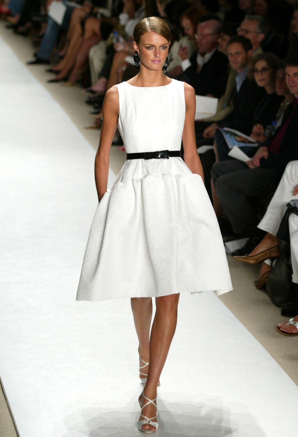 Oscar de la Renta, prêt-à-porter, proljeće/ljeto 2004. - 4