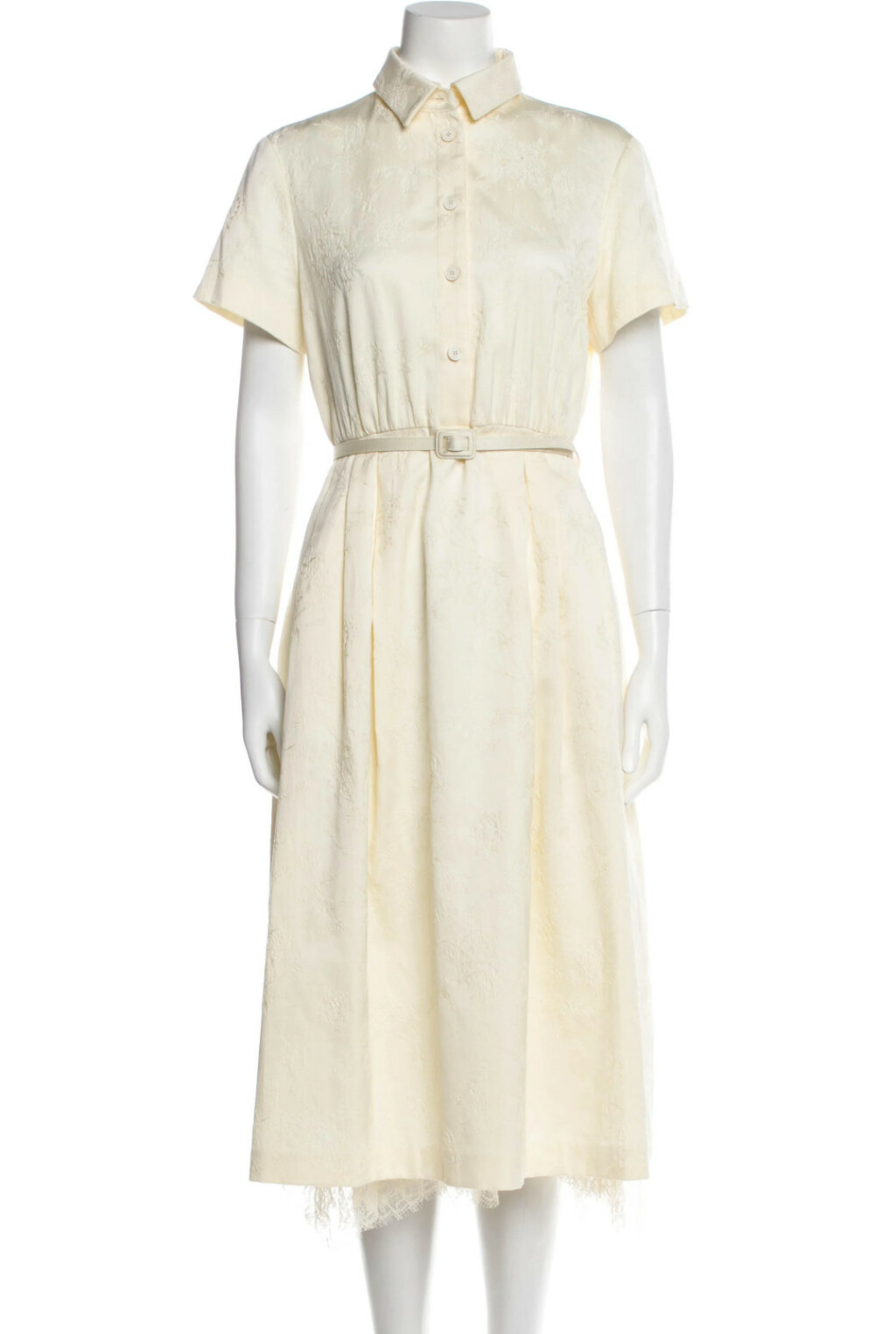 Jennifer Lopez nosi haljinu modne kuće Dior