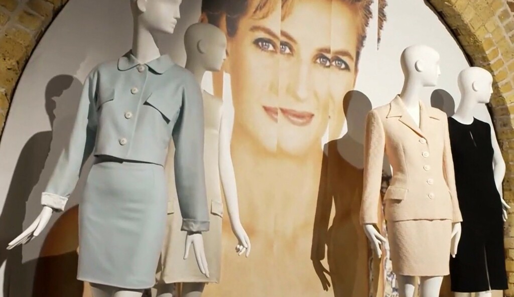 Izložba odjeće i modnih dodataka Giannija Versacea