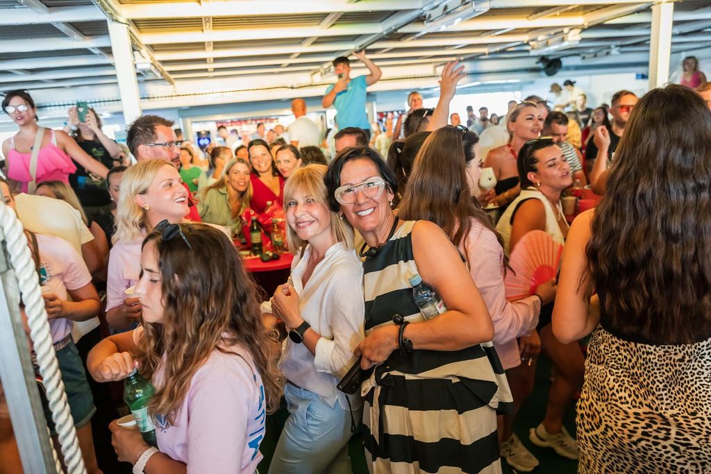 Trajekt ususret manifestaciji