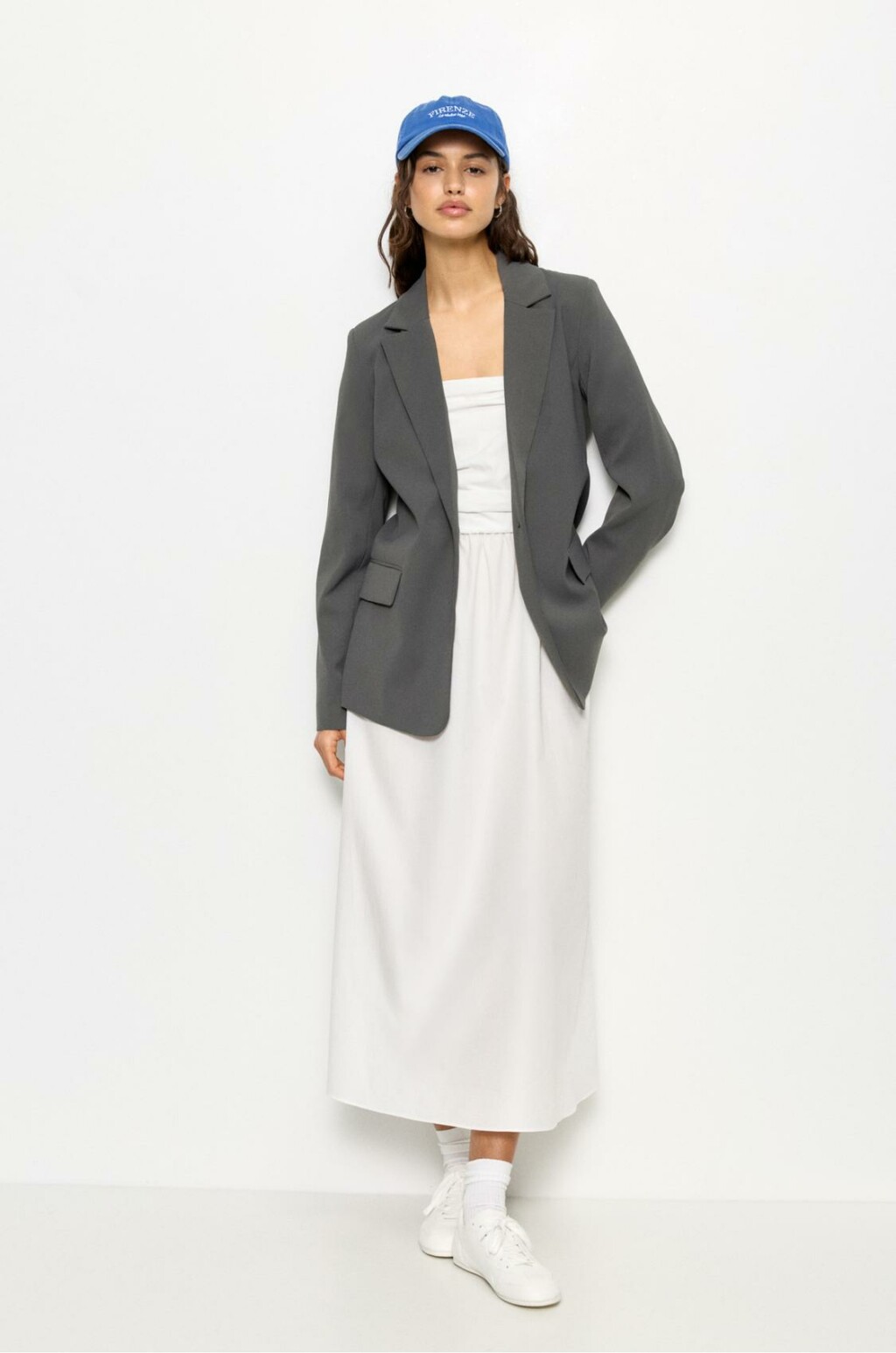 Pull&Bear dugi blejzer, snižen s 29,99 na 12,99 eura