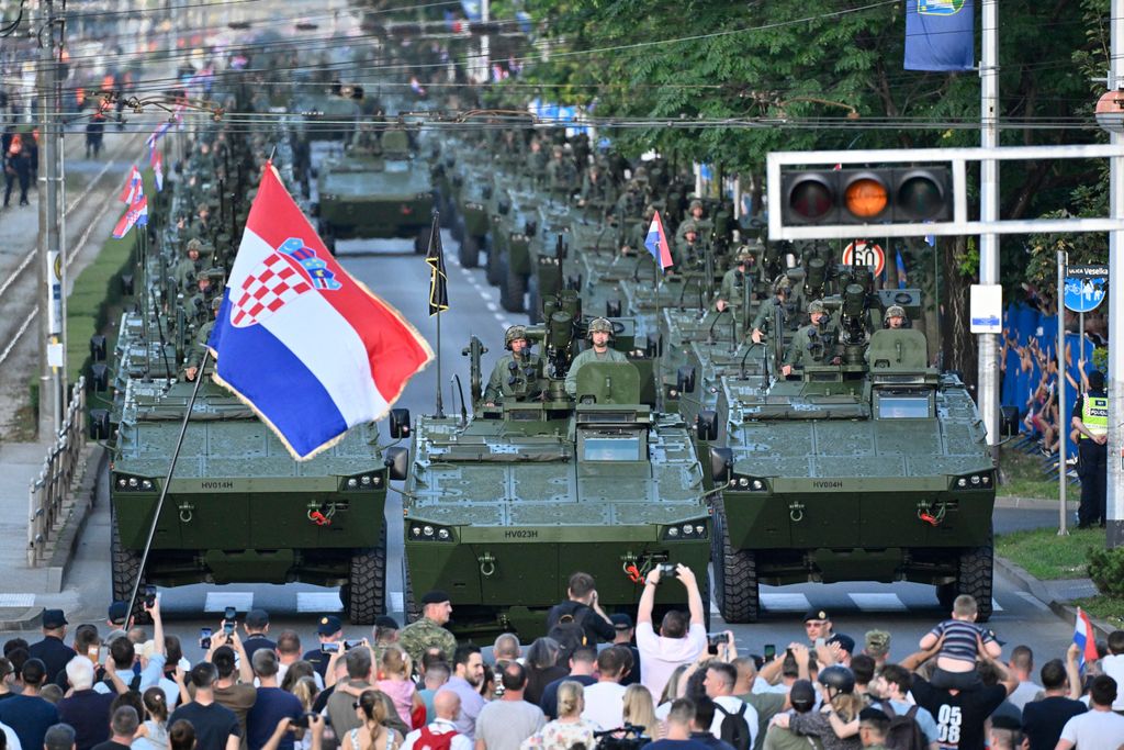 Najspektakularnije fotografije s mimohoda - 49
