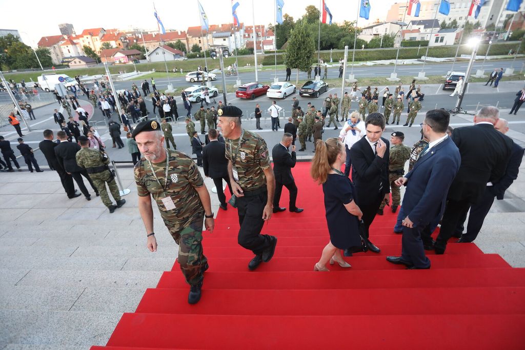 Svečani prijem nakon vojnog mimohoda - 30