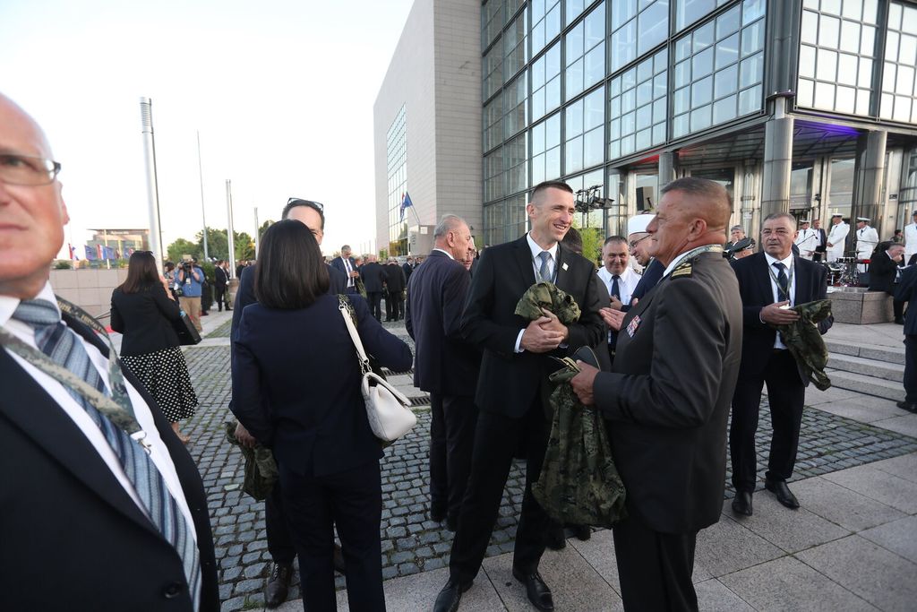 Svečani prijem nakon vojnog mimohoda - 30