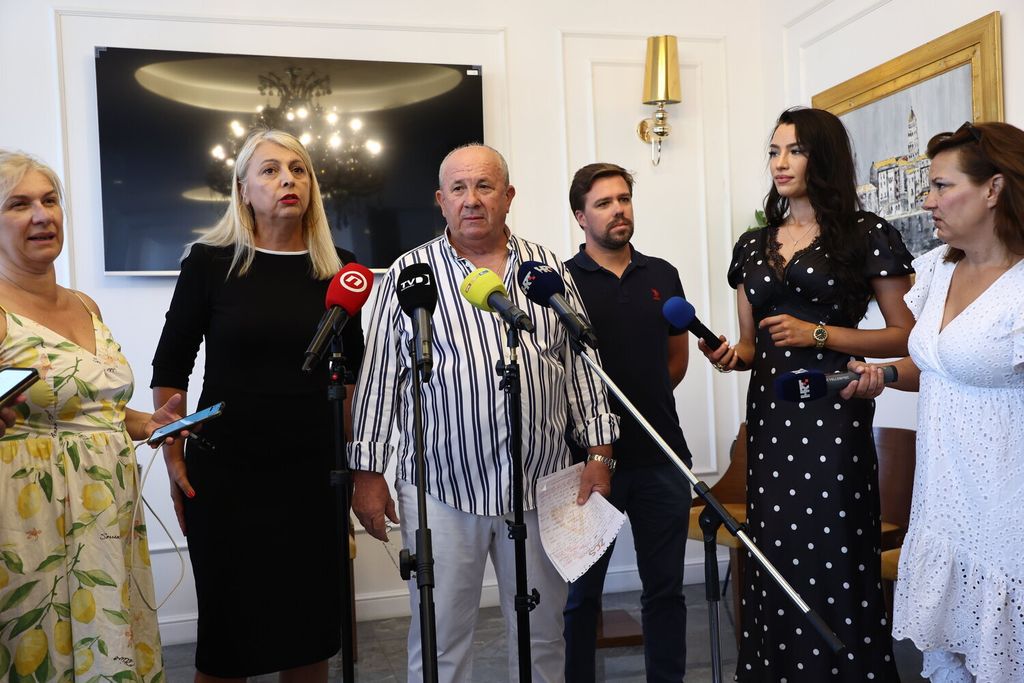 Konferencija za medije Željka Keruma - 11
