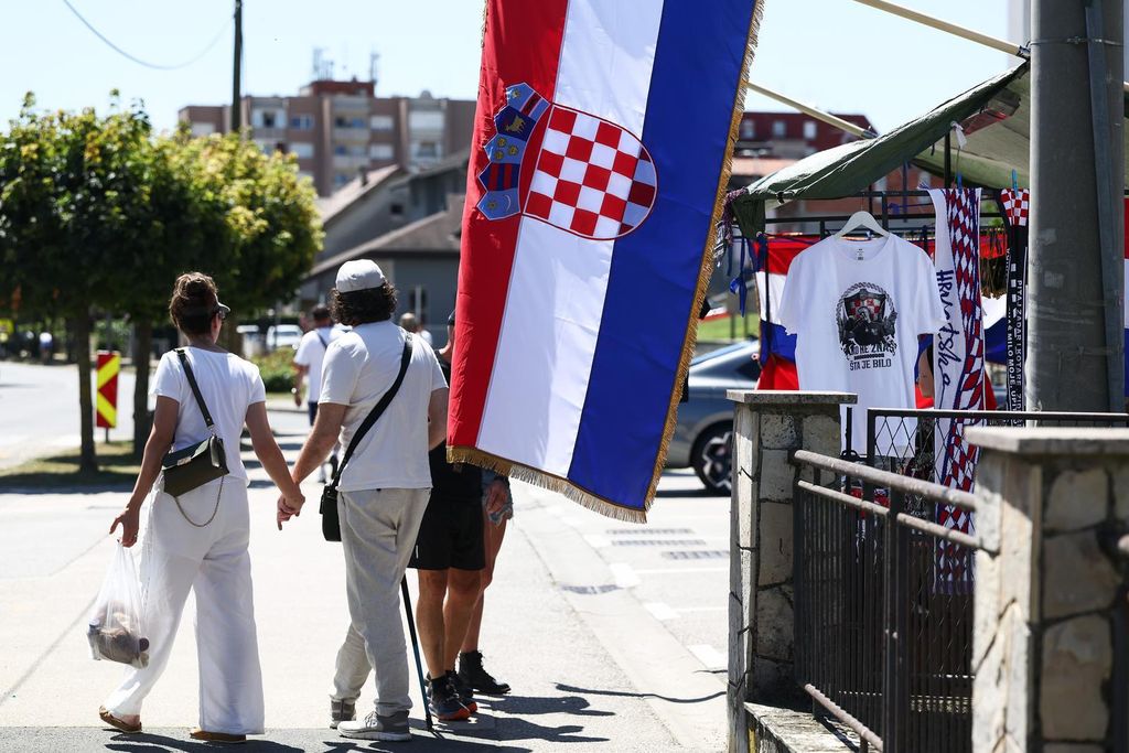 Štandovi uoči Thompsonovog koncerta - 3