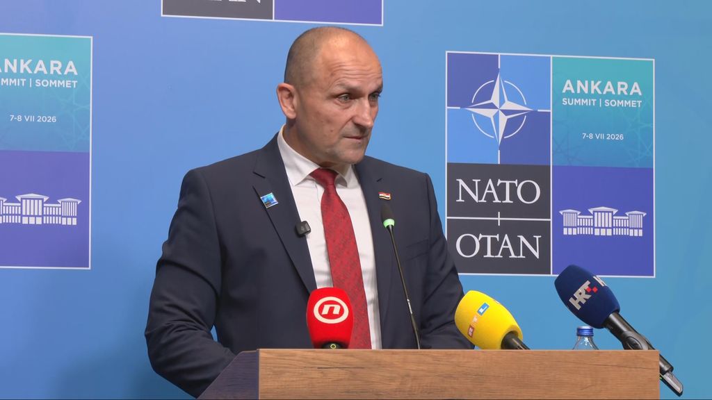 Jedan savez - dvije različite politike